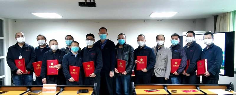 表彰專利工匠 弘揚(yáng)天馬創(chuàng)新精神(圖7) 表彰專利工匠 弘揚(yáng)天馬創(chuàng)新精神(圖7)