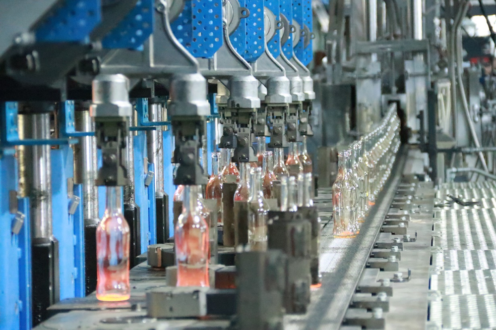 喜報(bào)！四川天馬玻璃有限公司再次被認(rèn)定為國(guó)家級(jí)高新技術(shù)企業(yè)(圖3)